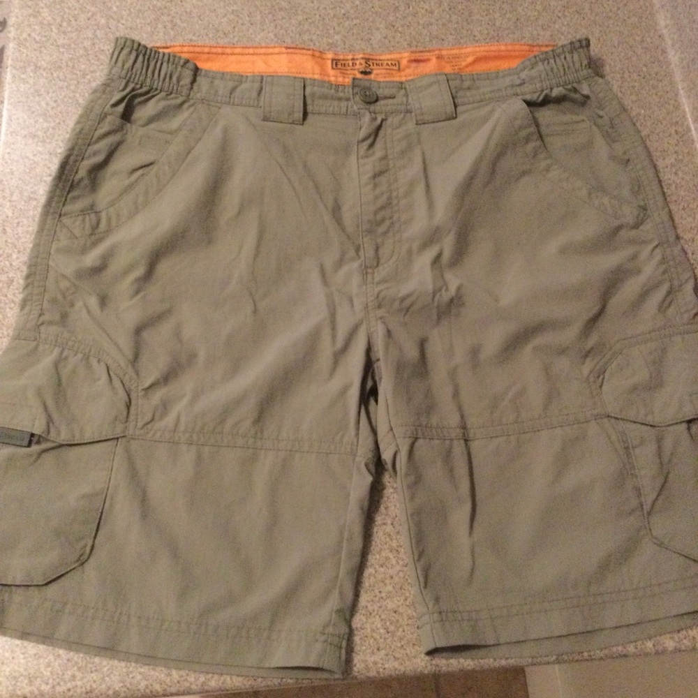 Field & Stream Olive Cargo Shorts - Men's